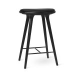 Barhocker mit Polster aus Leder in Eiche schwarz gebeizt in 69 cm - HIGH STOOL von Mater