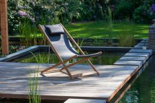 Moderner Liegestuhl aus Teakholz KATE für Garten und Terrasse von Traditional Teak Moderner Liegestuhl Teakholz- Sonnenliege und Gartenliege KATE von Traditional Teak