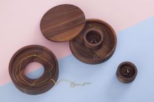 runde, stapelbare Schmuckdose aus Holz bOx von shibui runde Schmuckdose aus Holz stapelbar bOx von shibui