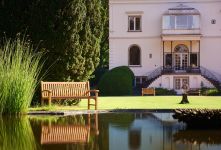 Garten-Sitzbank VICTORIA aus Teakholz  Garten-Sitzbank VICTORIA aus Teakholz