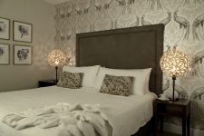 Dekorative Design Nachttischlampe FLORAL aus Bambus von David Trubridge als stilvolle Lichtquelle und echter Blickfang dekorative Design Nachttischlampe aus Bambus - FLORAL von David Trubridge