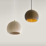 LUNE PENDANT von Brdr. Krüger - LED Pendelleuchte als Kugel aus Holz