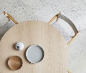 dekorative Holzschale aus Eiche - SECTION WOODEN BOWL von FORM & REFINE