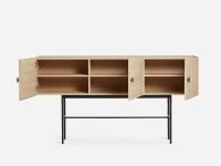 180 cm breites Sideboard ARRAY von WOUD in Eiche, weißpigmentiert lackiert mit drei Türen und sechs Fächern Sideboard aus Holz in Eiche und Metall (180 cm breit) - ARRAY von WOUD