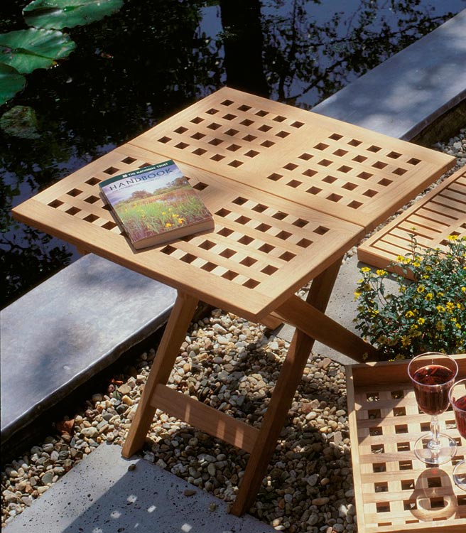 Kleiner Balkontisch LILLY von Traditional Teak I HolzDesignPur