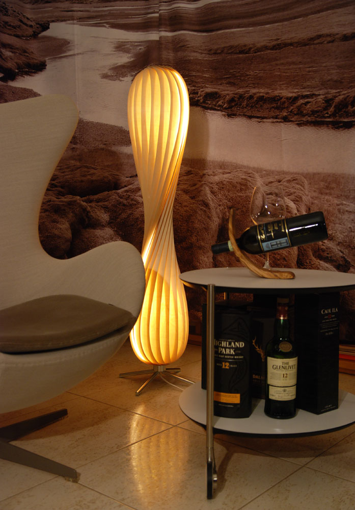Tr7 stehleuchten modern & unverwechselbar in dänischem design