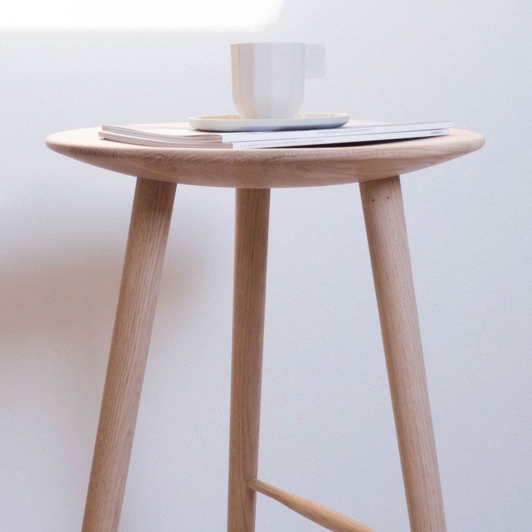 Design-Barhocker DiVolo aus Holz ohne Lehne von applicata