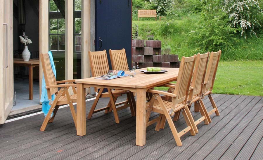 VICTORIA Terrassenstuhl von Traditional Teak