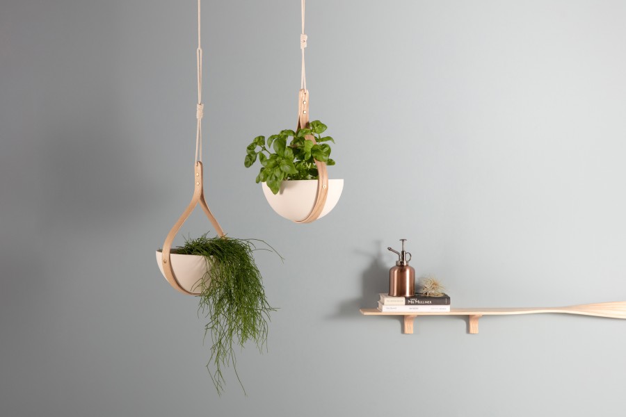 Blumentöpfe zum Hängen MORVAH CEILING HANGING PLANTER von Tom Raffield