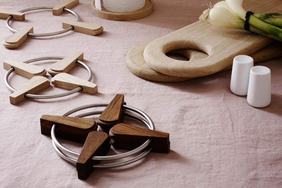 Topfuntersetzer FOLDING LEAF TRIVET von Skagerak | HolzDesignPur